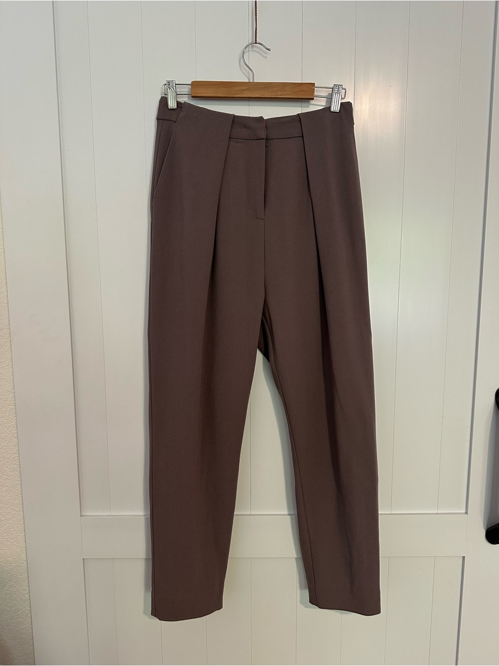 Frank & Oak Women's Pleated Trousers - Brown